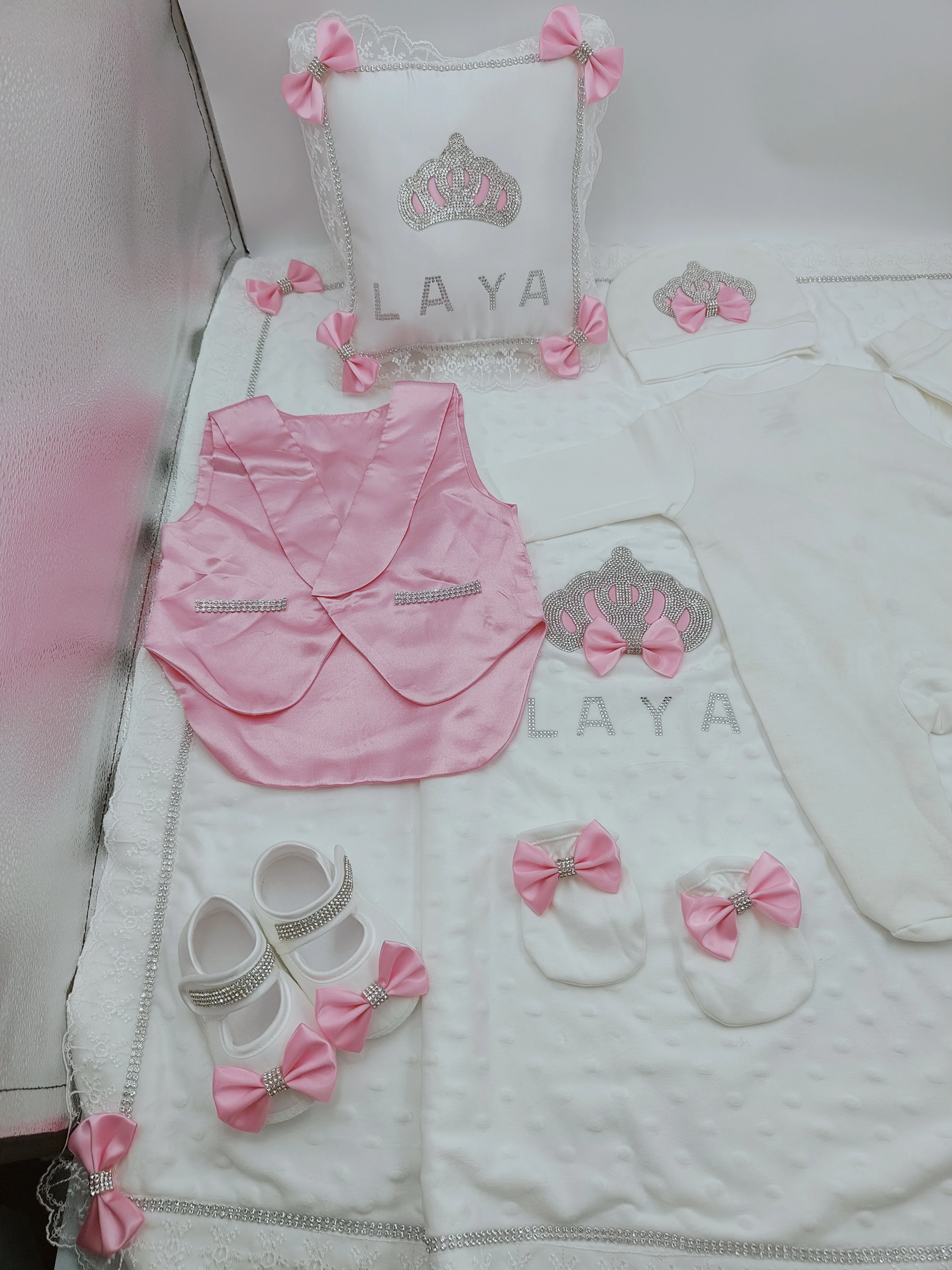 grazioso-completo-per-neonati-con-corona-ricamata-set-gilet-in-velluto-morbido-e-delicato-sulla-pelle-0-9-mesi-accessorio-per-foto