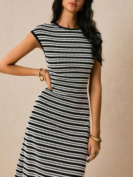 فستان نسائي خريفي مخطط محبوك للتخسيس فستان طويل بدون أكمام بخطوة واحدة طراز عصري 2025