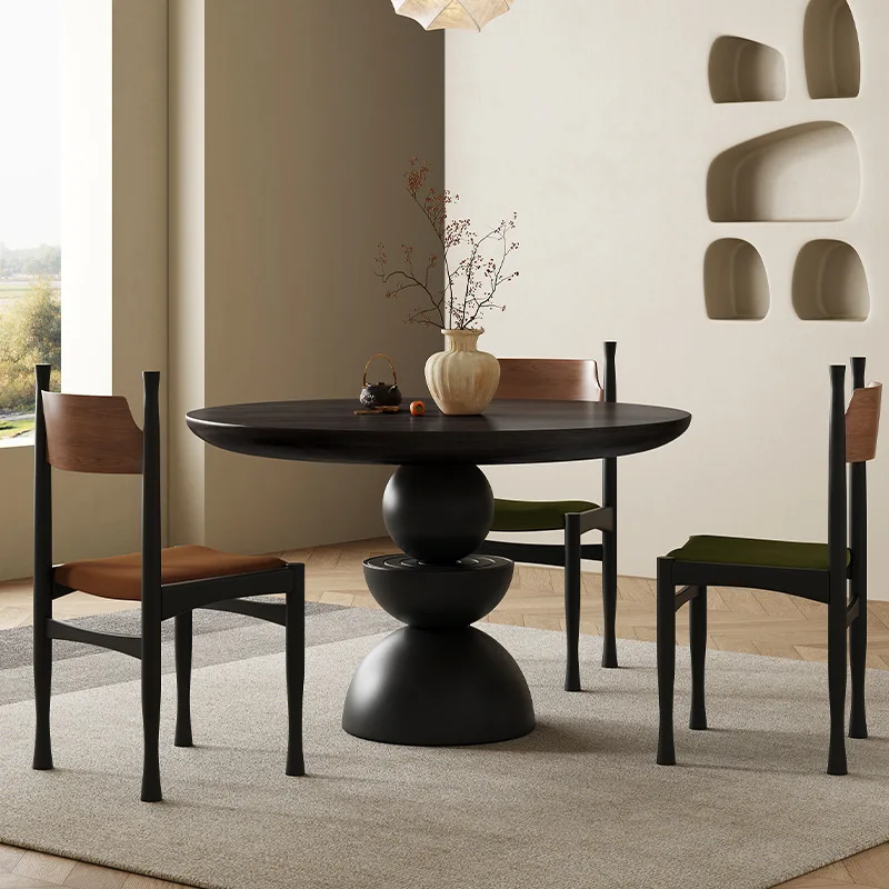 Medieval style solid wood round dining table simple wabi-sabi style designer new French retro small apartment creative round tab