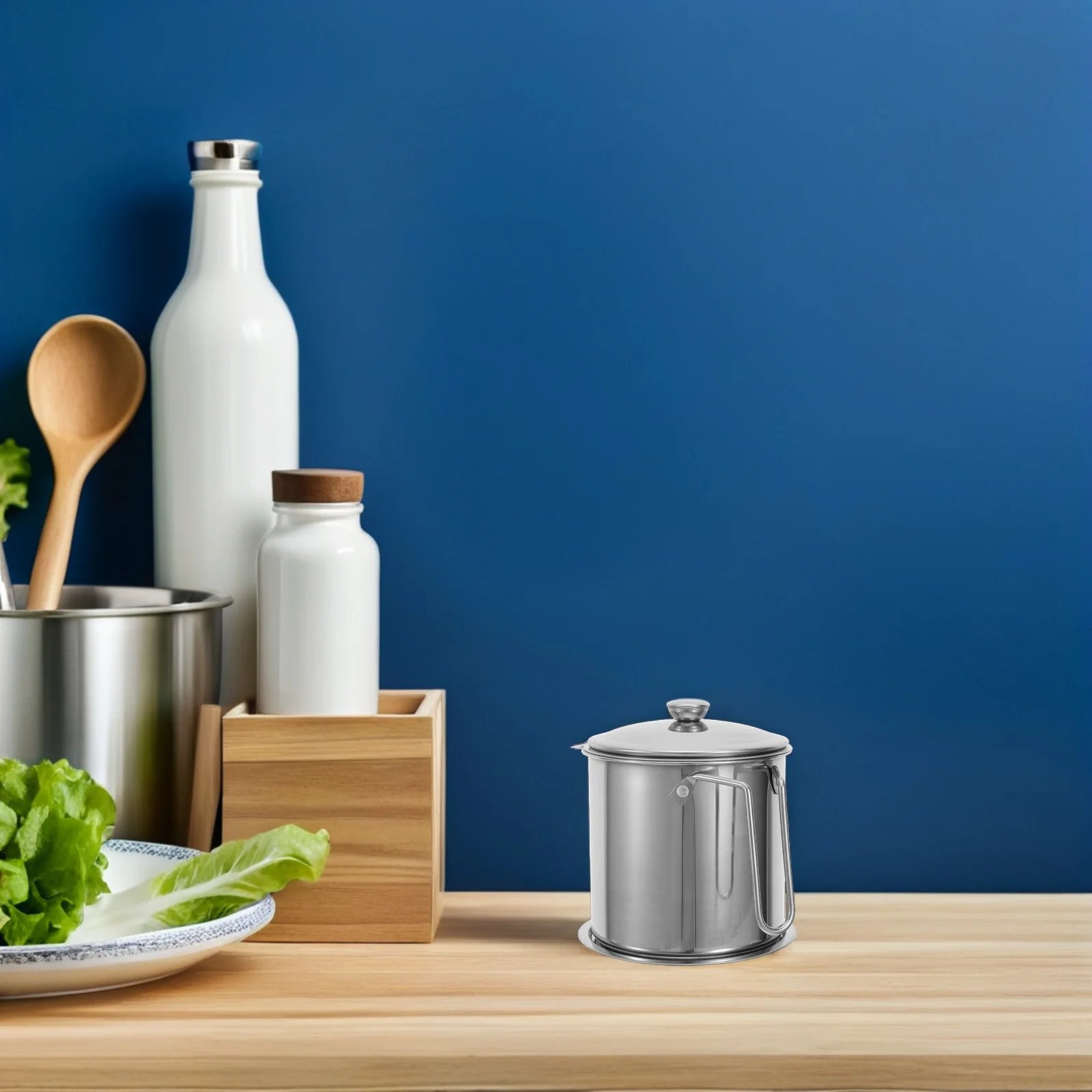 

64 Oz Stainless Steel Oil Strainer Pot Fine Mesh Cooking Oil Filter Kitchen Outdoor Barbecue Grease Storage Container Easy Pour