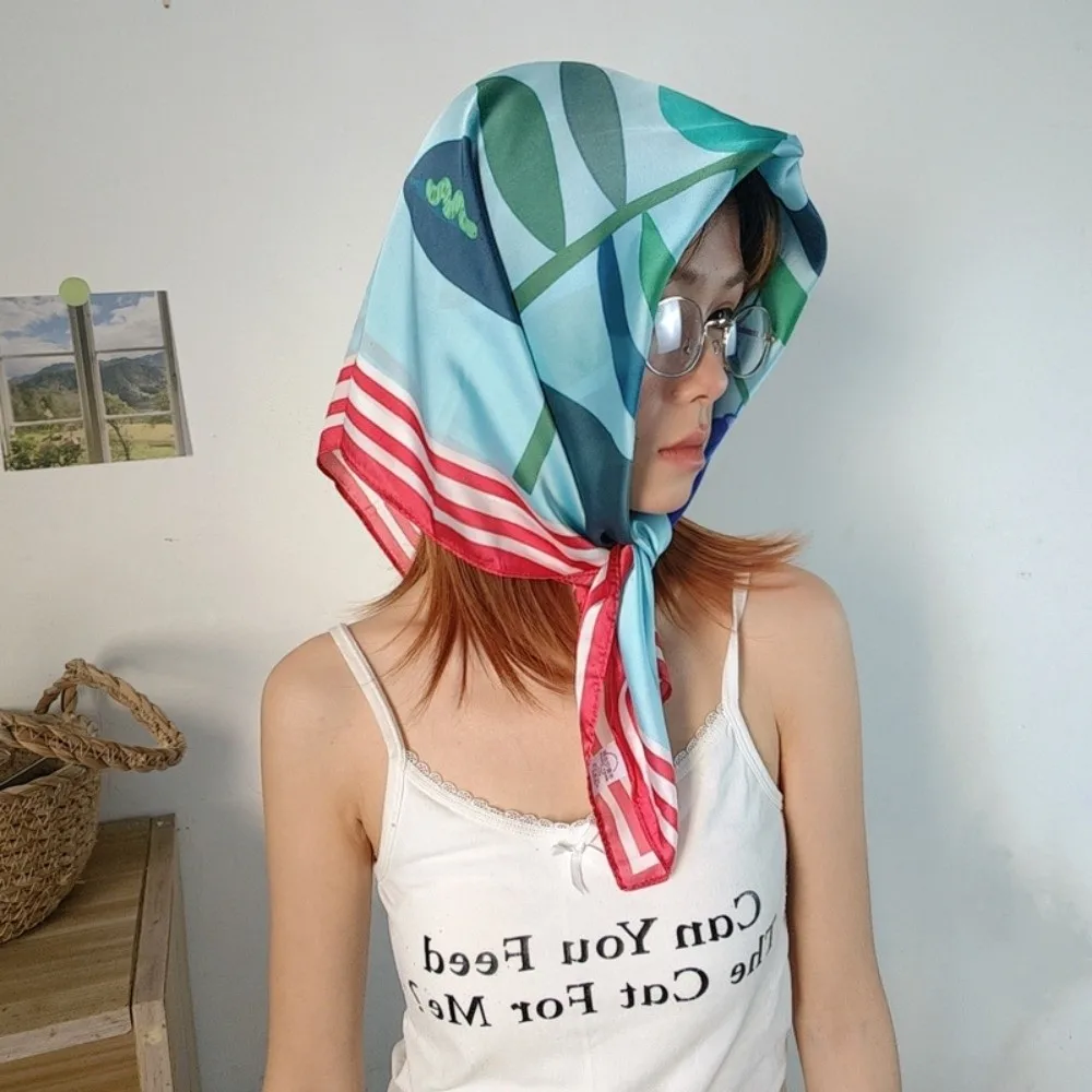 

Легкий дышащий шарф с цветочным принтом, пятнистый шарф-бандана для собак и кошек, изящный мягкий шелковый атласный тюрбан, головной убор