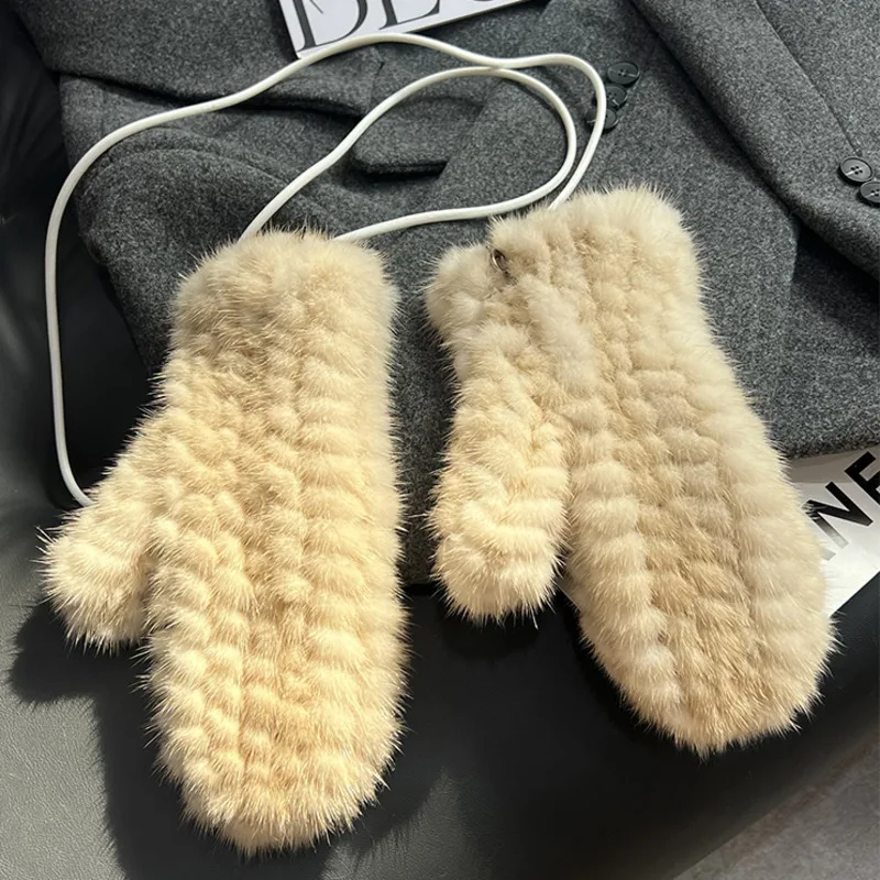 

Real Mink Fur Gloves For Women Winter Warm Protection Mink Fur Knitted Full Finger Gloves With Straps Ladies Elastic Fur Gloves