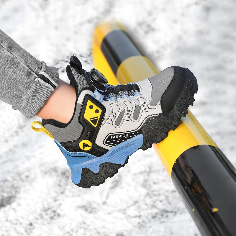 Sepatu Lari Hangat Musim Dingin Sepatu Bot Salju Anak-anak Sepatu Olahraga Anak-anak Anti-selip Luar Ruangan Sepatu Katun Anak Laki-laki Perempuan Beludru Tinggi