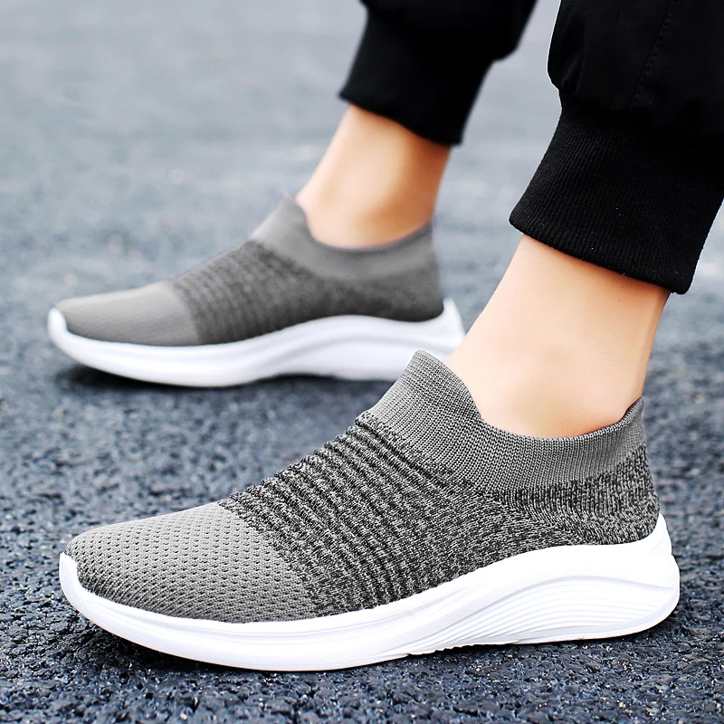 Men Mesh Walking Shoes Summer Loafers Sports Outdoor Light Father Flats Breathable Fitness Sneakers Soft Big Size 38-47