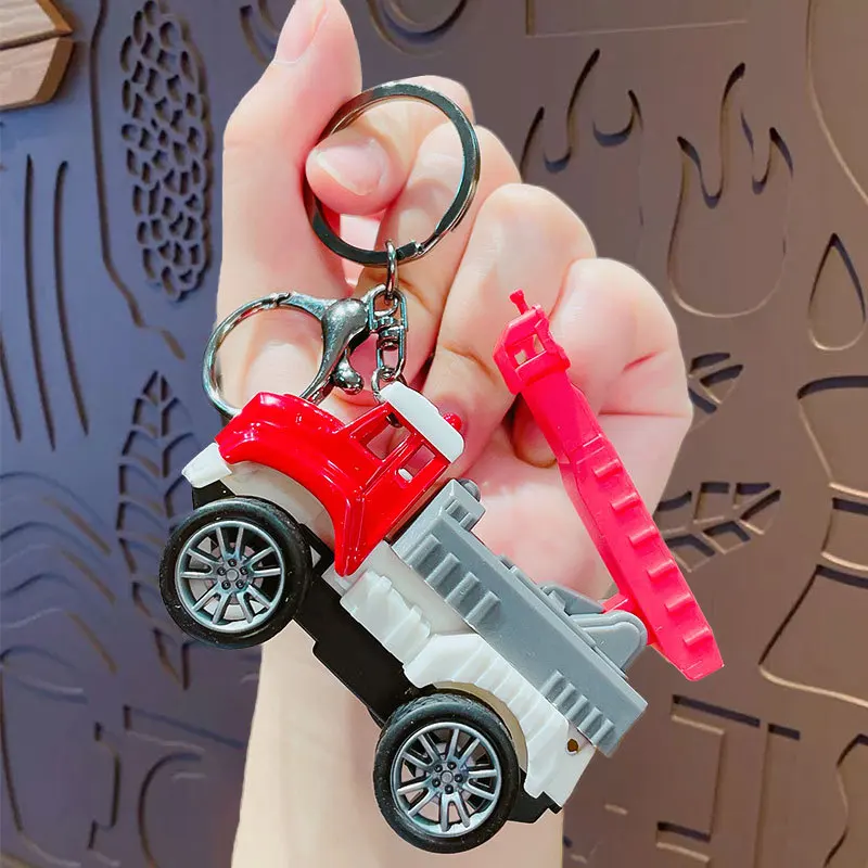 LLavero de modelo de motor de bomberos de ciudad de inercia de aleación, colgante, Mini camión de bomberos de simulación, coche extraíble, adorno de escritorio, regalo para niño