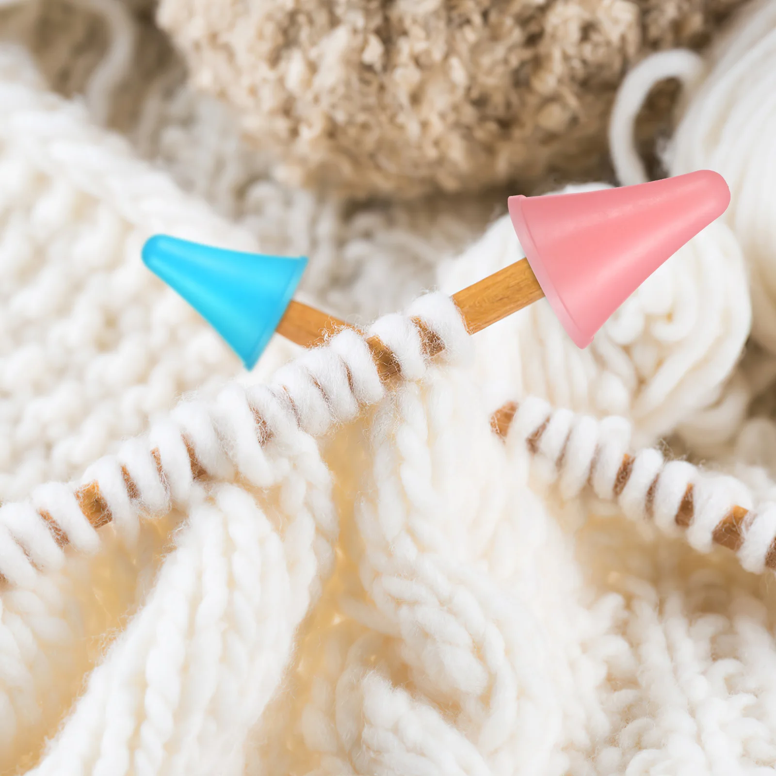 50 قطعة غطاء إبر الحياكة سدادة مطاطية ناعمة يغطي لنصائح الإبرة مفاهيم الحياكة لوازم الحرفية سدادات إبرة متماسكة