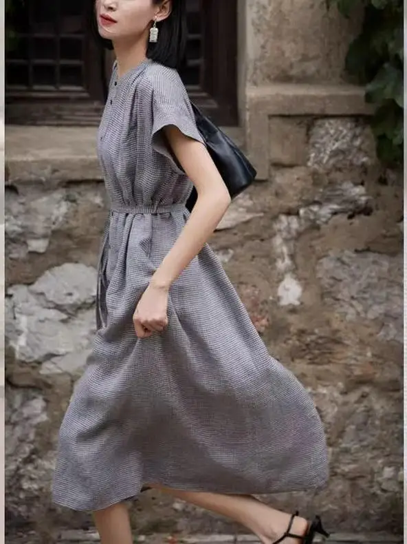 กระโปรงทรงเอเอวสูงผ้าลินินสำหรับผู้หญิง ความยาวปานกลาง เหมาะสำหรับฤดูร้อน สวมใส่สบาย ทรงเข้ารูปและบานออก ดีไซน์สวย