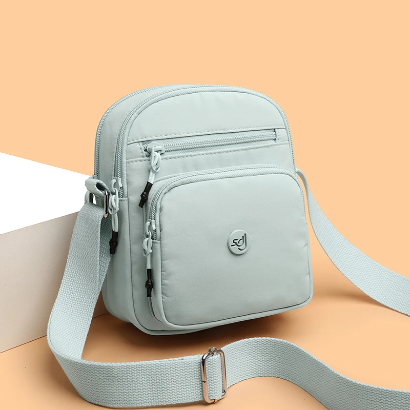 

Multiple Pockets Crossbody Bags for Women Waterproof Nylon Purses and Handbags Female Luxury Women Designer Shoulder Phone Bag