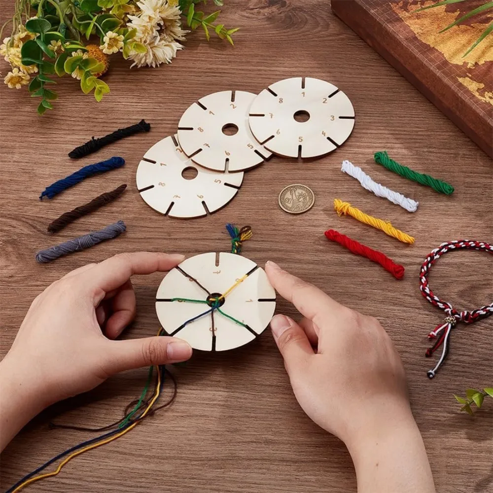New Design Wooden Round Bracelet Knitting Kumihimo Disc Tray Braided Rope Knot Knitting Weaving Jewelry Desgin Board view 3