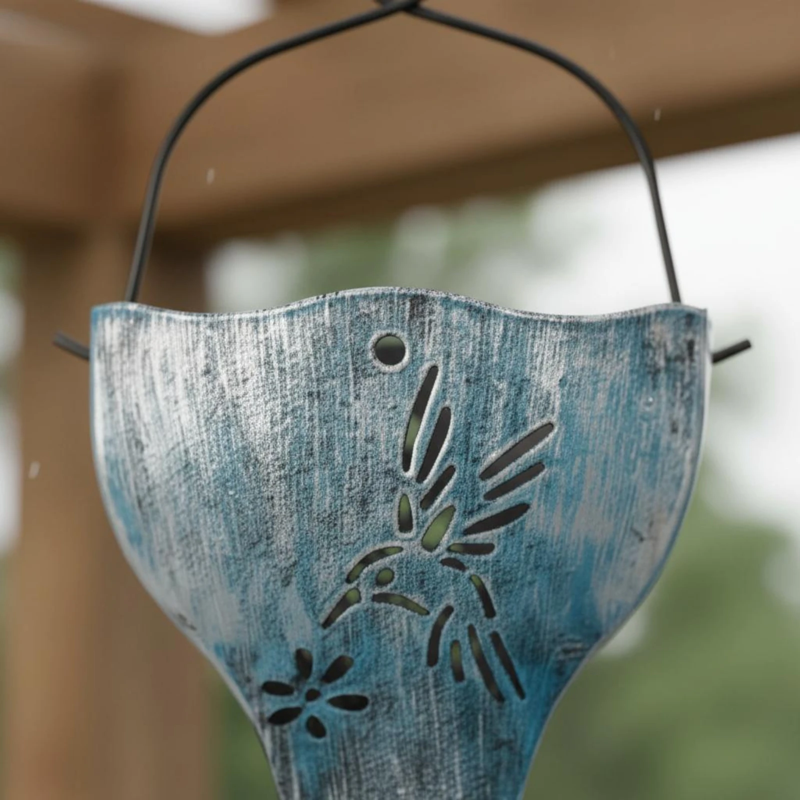 

Blue Hummingbird Rain Chain Artisan Look Hummingbird Rain Chain Outdoor Decor Weather-Resistant Easy to Install for Garden