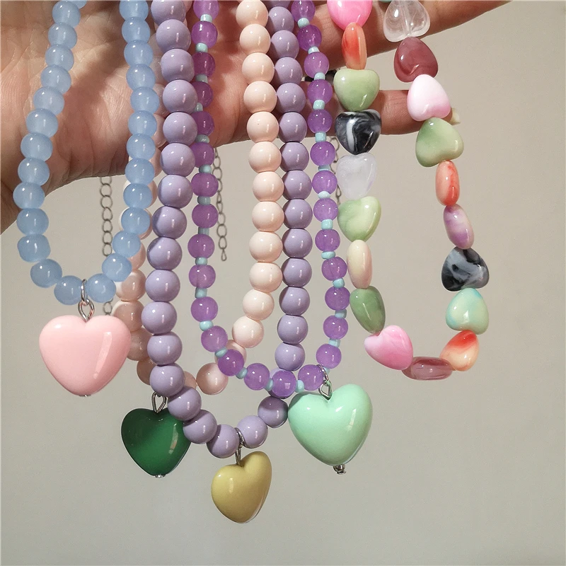 Y2K Retro Harz-Anhänger Halsketten für Frauen Perlenbesetzte Bonbonfarbene Herz-Halsketten Exquisite Niedliche Tägliche Party-Schmuck-Accessoires Geschenke