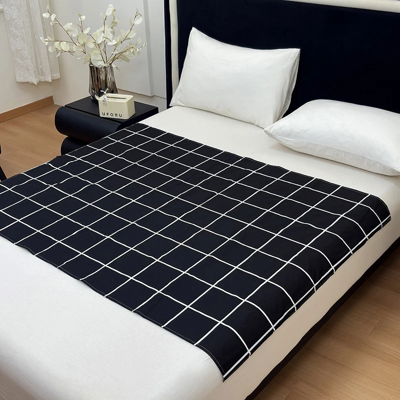 Waterproof Oversized Bed Sheet Incontinence Prevention Urinary Pad Bedspread Cover Dustproof Washable for Baby / Elderly / Pet