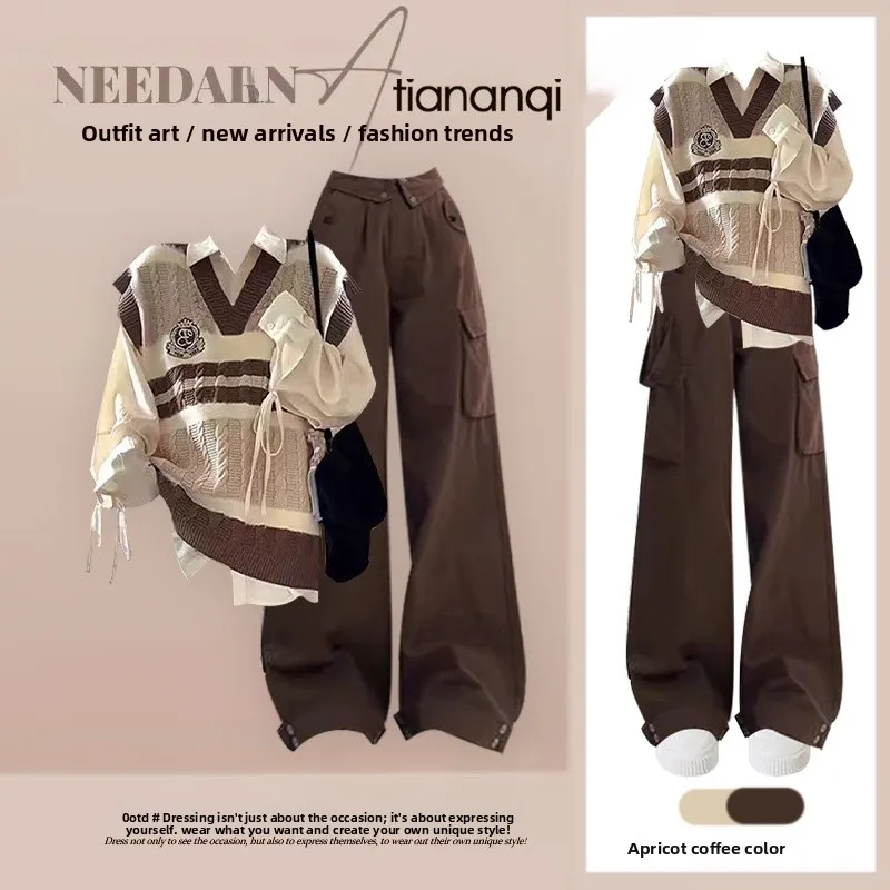 

Осенний комплект в стиле преппи для женщин: винтажные повседневные брюки, корейский эстетичный жилет и рубашка — модный образ из трех предметов