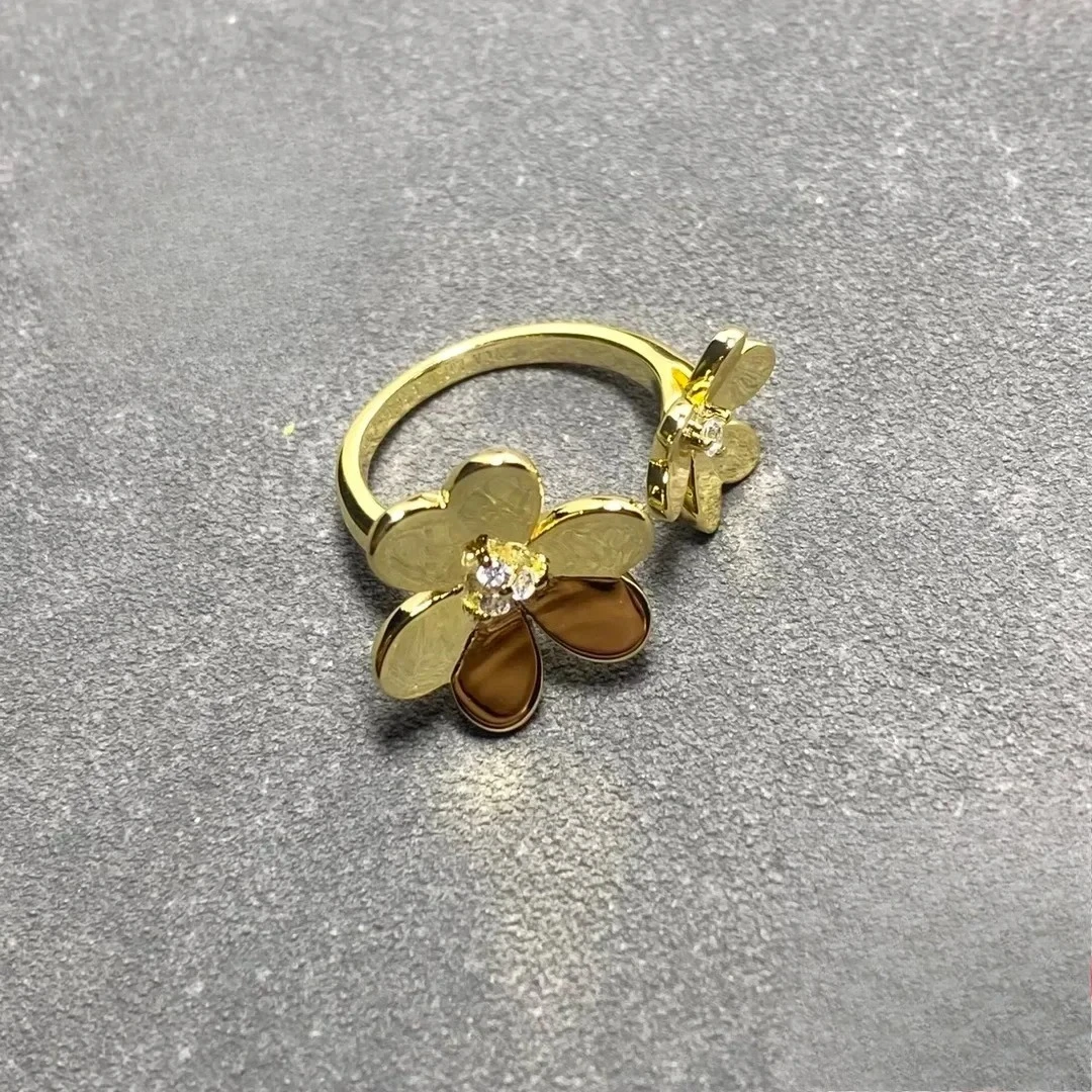 Premium Jewelry Light and Fresh Style Three-Flower Opening Ring High-Quality Accessory Indispensable for Birthday Parties