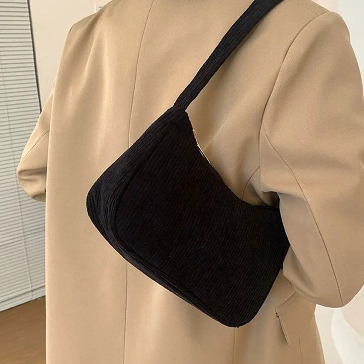 Retro Torebka Pod Pachę Damska Półksiężycowa Torba na Ramię Modna Jednolita Kolorystyka Małe Torebki Damskie Nowa Zapinana na Zamek Korduroyowa Kopertówka