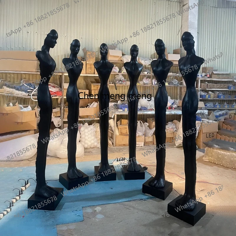 

Entry to the entrance, shop decoration, TV cabinet in the welcome living room, floor-to-ceiling humanoid sculpture ornament