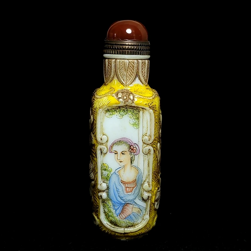 bouteille-a-snufflette-antique-de-1919-taille-83×28-cm-en-ceramique-de-pekin-ancienne-sculptee-a-la-main-et-peinte-representant-une-belle-figure-pour-collection-et-decoration