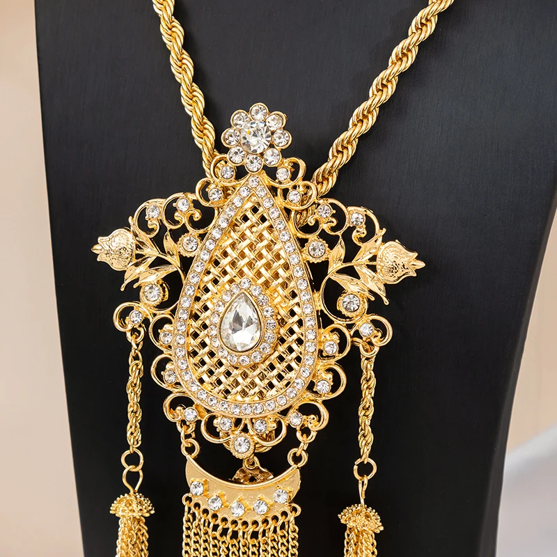 

Fatima Algerian Bride Crystal Long Necklace with Tassel Design Traditional Style Gold Sweater Chain for Kaftan Wedding Dress