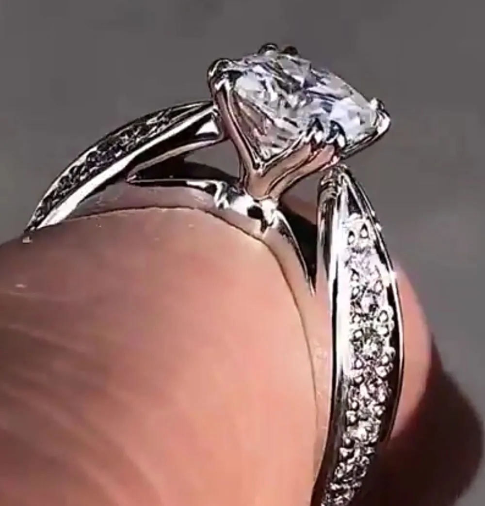 Custom Solid 10K White Gold Women Wedding Party Anniversary Engagement Ring 1 2 3 4 5 Ct Cushion Moissanite Diamond Ring Luxury