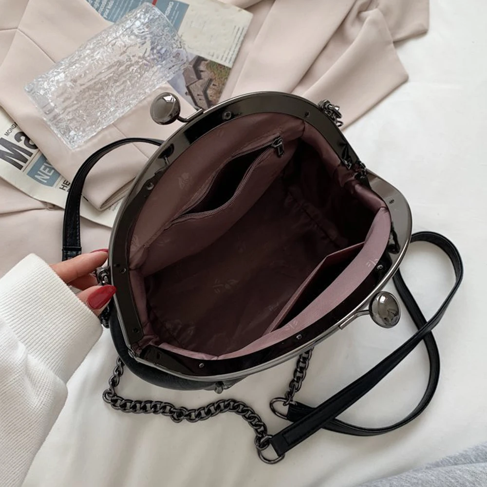 Women Fashion Shoulder Bag Tote Ladies Stylish Chains Clutch Purse Pu Leather Shopping Travel Crossbody Purse Gothic