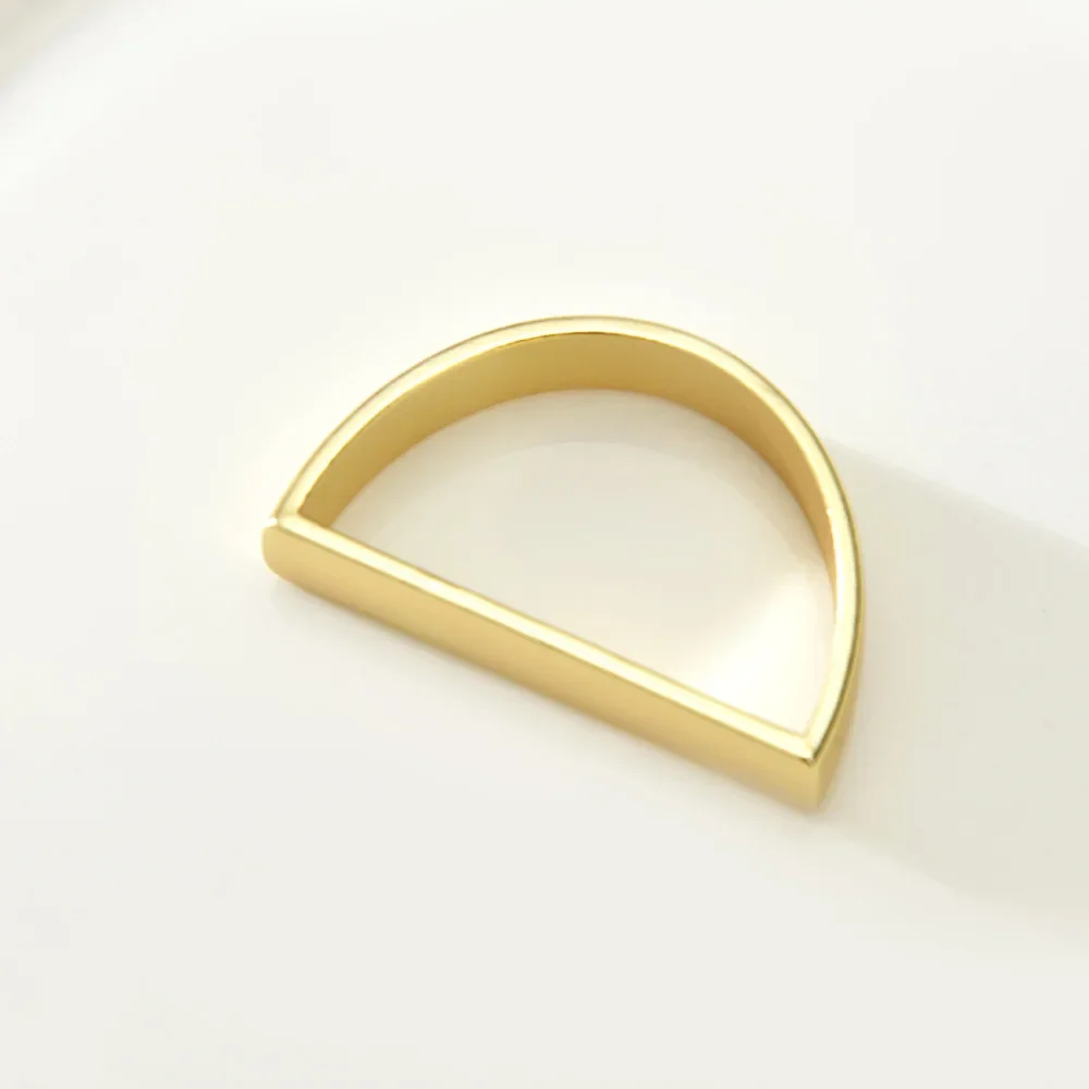 4PCS Semicircle Christmas Napkin Ring New Zinc Alloy Fully Polished Creative D Word Napkin Buckle Matte Gold Wedding Table Decor