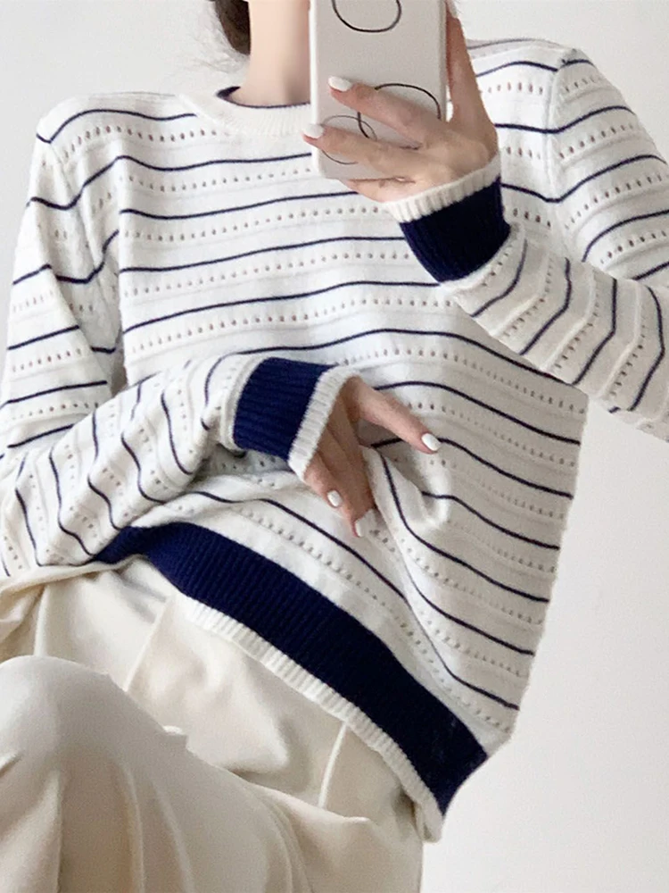 

Vintage Elegant Striped Sweaters Women Loose O Neck Hollow Out Knitted Pullover French Retro Long Sleeve Casual Jumper Tops