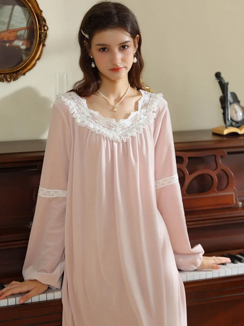 Long Sleeve Velvet Lace Fairy Nightgown Women Winter Vintage Velvet Pajamas Nightdress Loose Home Clothes Sleepwear Night Dress