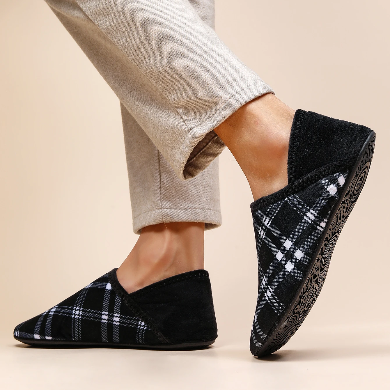 Indoor cotton slippers men's casual shoes soft-soled non-slip lightweight men's shoes