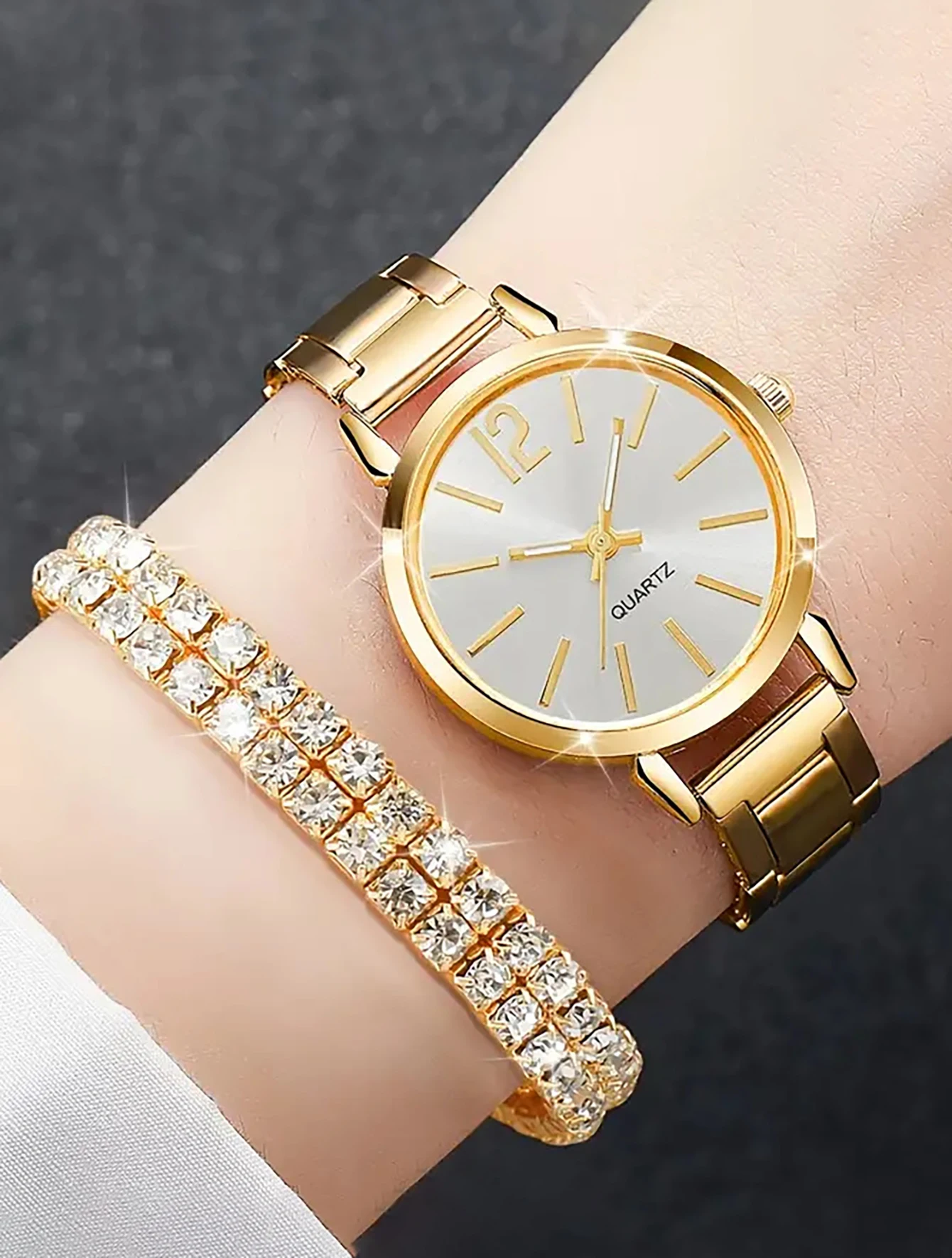 2PCS Casual fashion Alloy graduated Ladies Rhinestone quartz watch with double row full diamond bracelet set gift