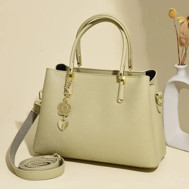 حقائب يد أنيقة للسيدات مصنوعة من الجلد الفاخر تتميز بنمط يومي مستوحى من باريس #5