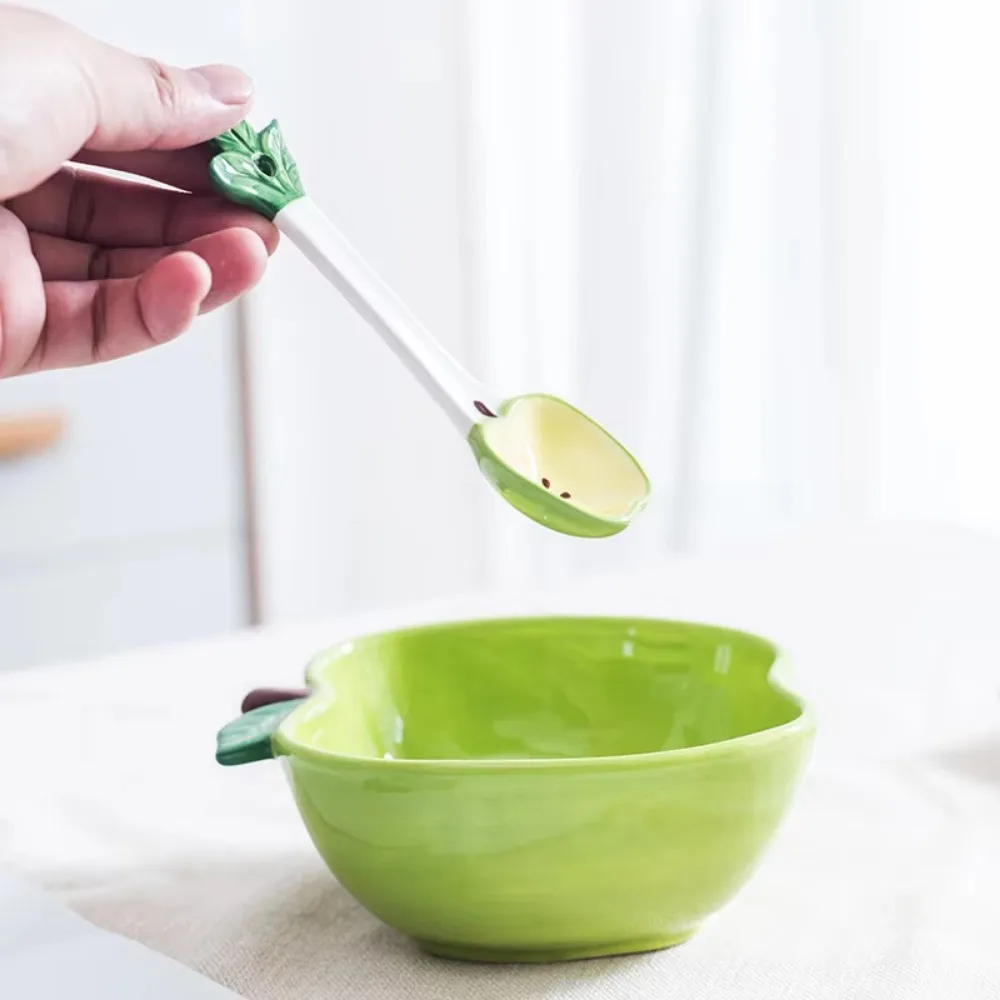 Ceramic Creative Fruit Shape Bowl Cartoon Vegetable Tableware Cute Bowl Serving Bowl Strawberry with Spoon Japanese