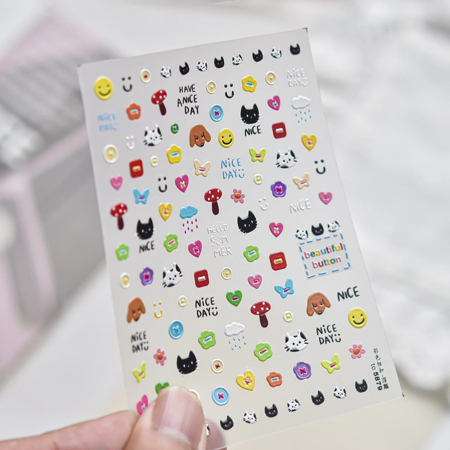 Niedliche Süße 5D Nagelkunst-Aufkleber Farbige Cartoon-Gesichter Schwarze Katze Hund Pilz Herz Schleife Wolke Regen Selbstklebende Nagelsticker DIY