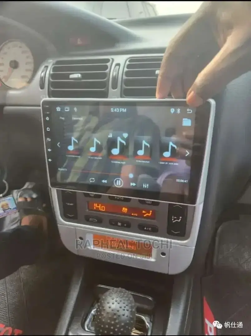 Linux Multimedia Screen for BMW 3 Series 4 Series F30 F31 F32 F33 F34 F36 2012-2020 Left Hand Drive Wireless Carplay Feature