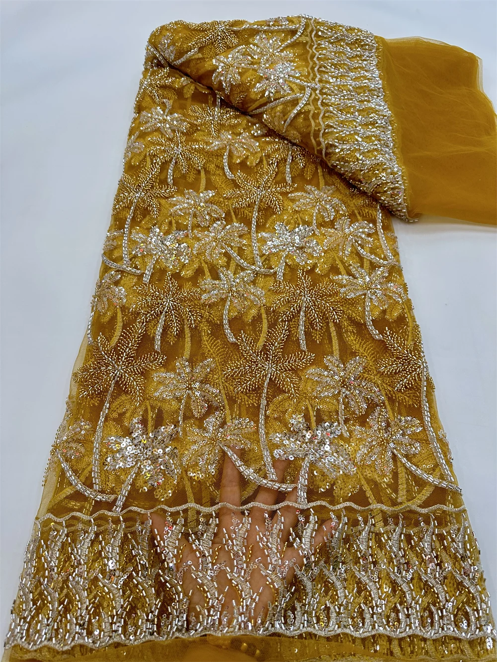 

2023 Latest Luxurious Sequence Lace Fabrics Nigeria Lace Embroidery Mesh Lace Fabric 3D Beaded Wedding Lace Fabric Sewing QF0746