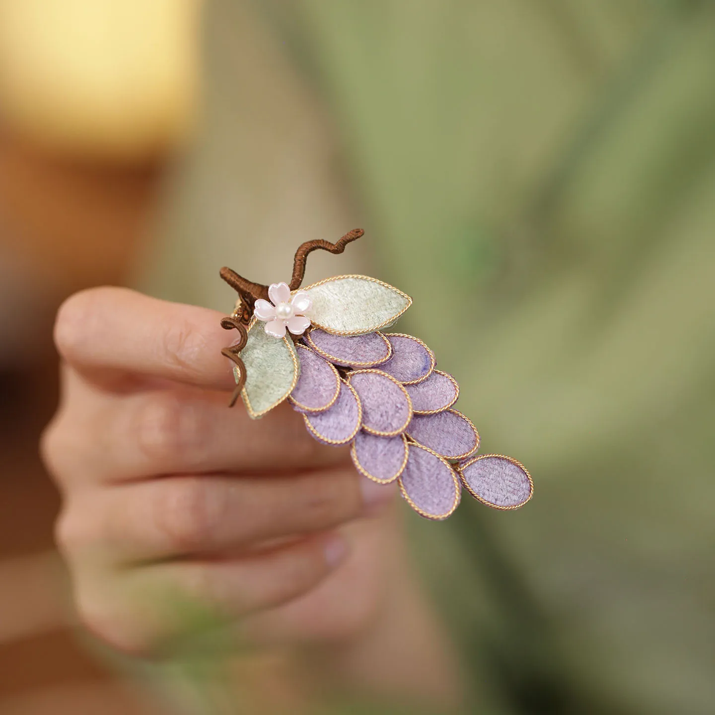 Chinese Traditional Handmade Filigree Purple Grape Brooch Hair Clip Auspicious Lucky Blessing Charm For Qipao Dress Collar Decor