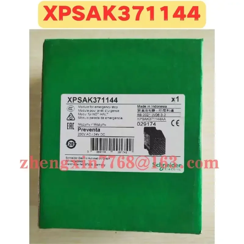 Brand New Original XPSAK371144 Safety Relay