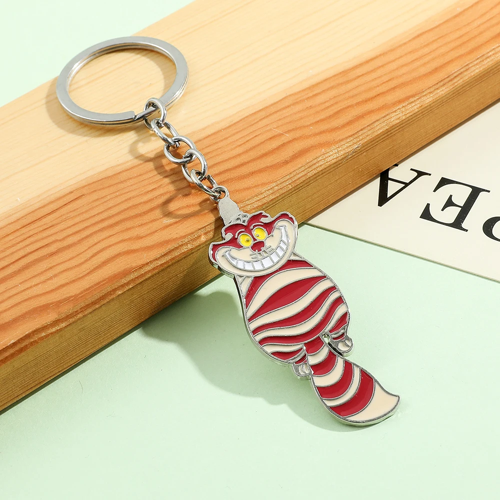 Disney Cheshire Cat Enamel Pendant Keychain Cartoon Anime Alice in Wonderland Key Chain Rings Backpack Car Accessories Gifts