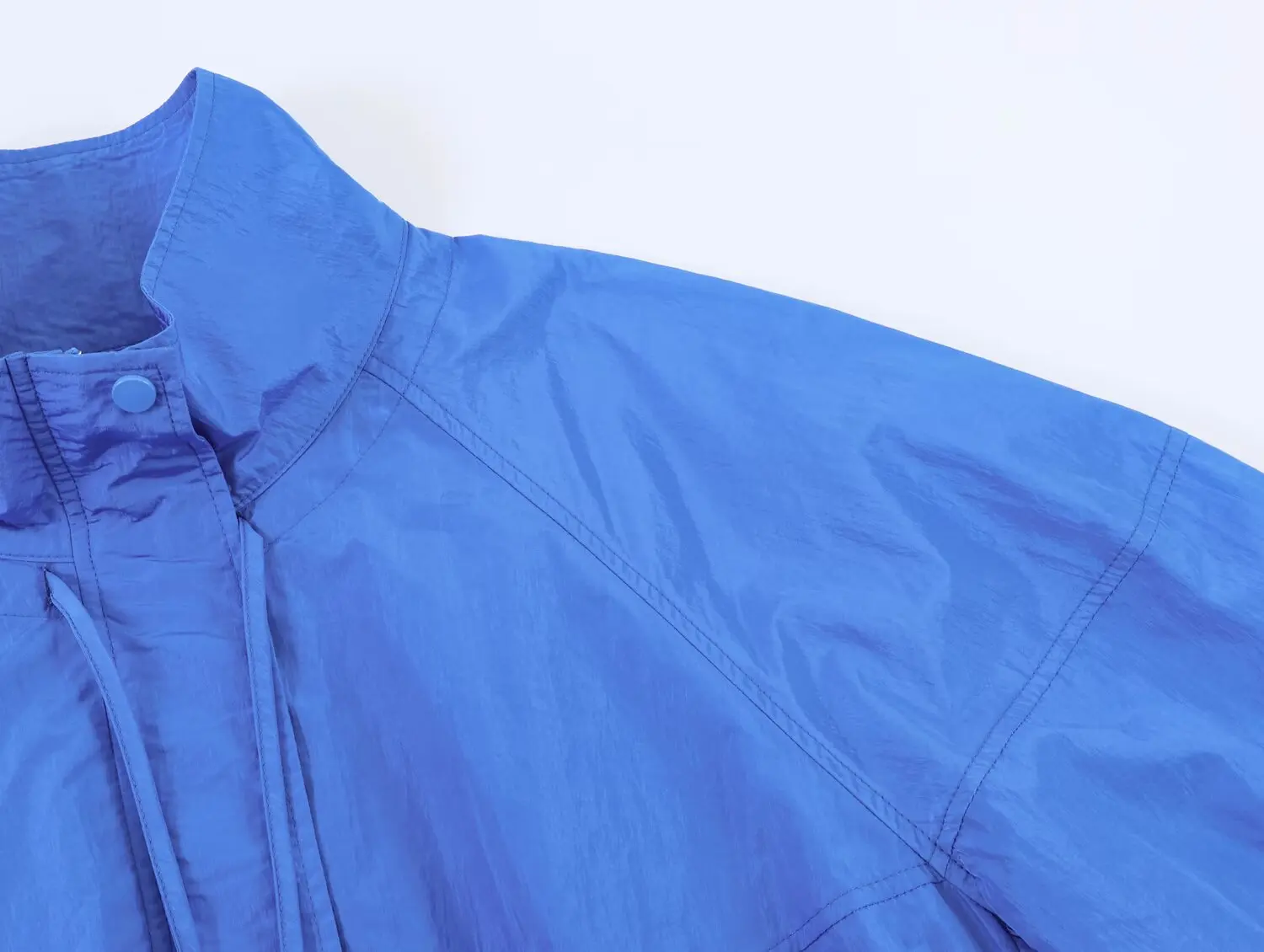 KONDALA Street-Style Stehkragen-Jacke für Damen Minimalistische Lässige Reißverschluss-Jacke Neue 2026 Frühling Sommer Trendige Damenjacken – Detail 6