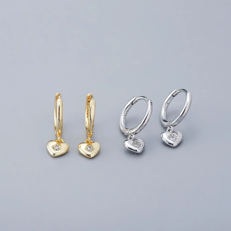 

EVISPOL Wholesale New Heart Shaped Zircon Hoop Earrings for Women Girl Fashion Cute Romantic Jewelry Sweet Heart Dangle Earrings