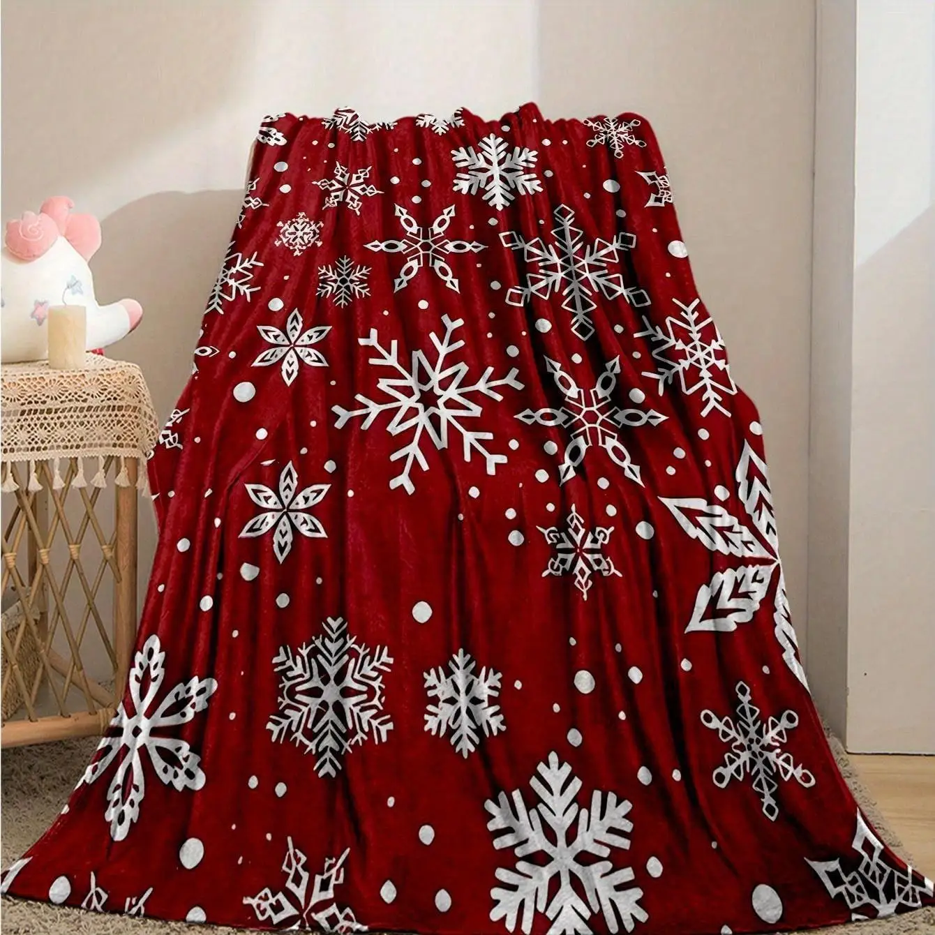 Snowflake Throw Blanket Soft Comfortable Throw Blanket  Warm Napping Blanket for Home Office Travel Outdoor Camping