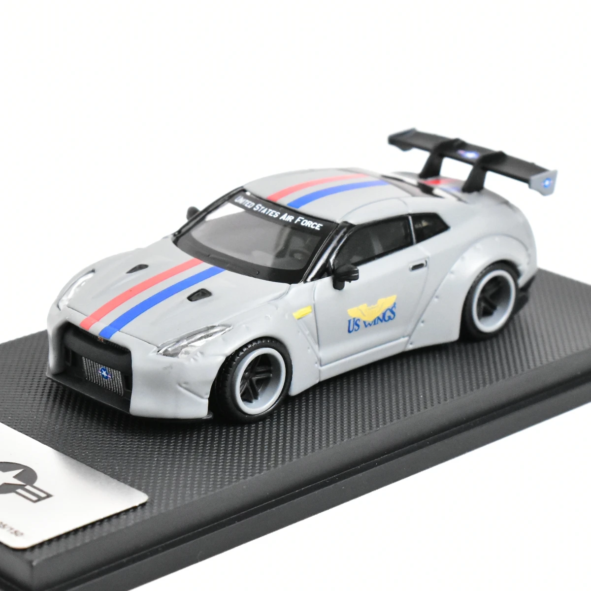 1:64 MC GTR R35 Diecast Model Car