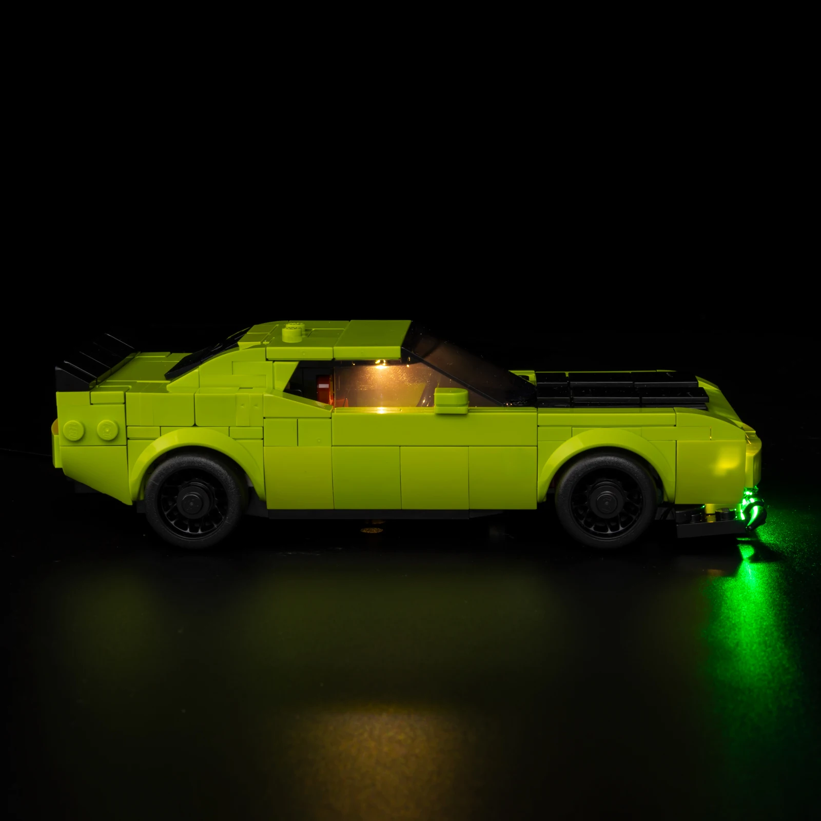 ชุดไฟ LED เหมาะสำหรับรถสปอร์ตเลโก้ ดอดจ์ ชาเลนเจอร์ เอสอาร์ที เฮลแคท # 77237 โคมไฟตัวต่อ (ไม่รวมตัวต่อแบบจำลอง)