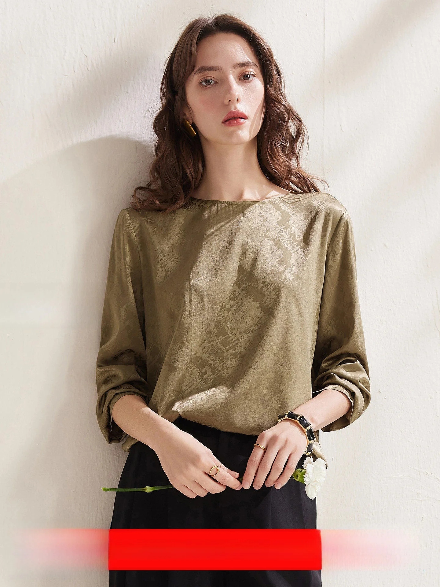 

Zhaojun Spring Summer New Heavyweight Silk Long Sleeve Women's Shirt Satin Surface Embroidery Luxury Lightweight Business Cas...