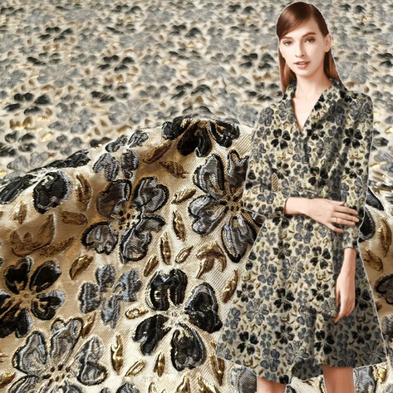 

Окрашенная в пряжу жаккардовая парча, золотой плащ, ткань для костюма, шитье своими руками, европейский бренд, модный дизайн, оптовая продажа, ткань