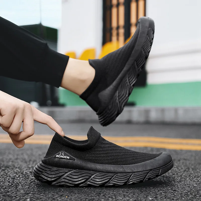 2024 New Shoes for Men Casual Sock Shoes Summer Breathable Knit Flat Chunky Sneaker Shoes Cool Slip-on Loafers