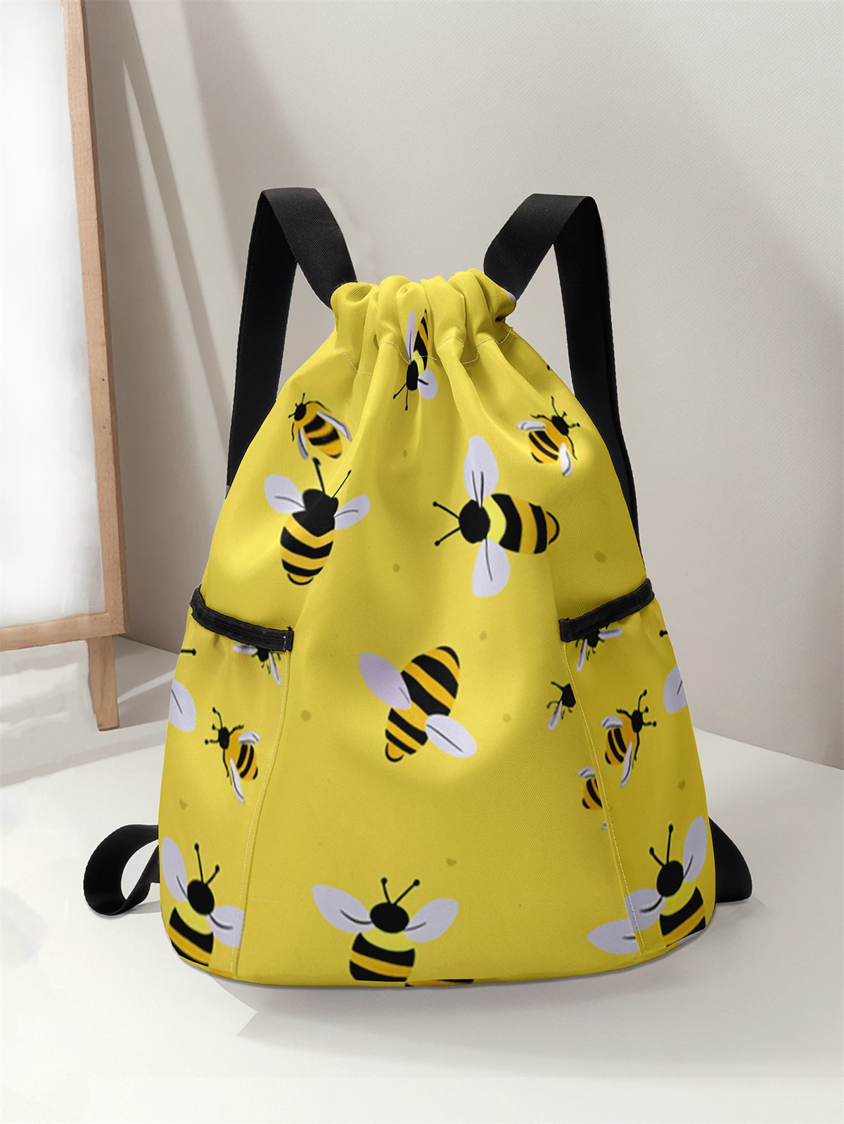 

Bee Pattern Drawstring Backpack - Large Capacity Durable Fitness Bag, Adjustable Shoulder Straps, Sports Beach Backpack
