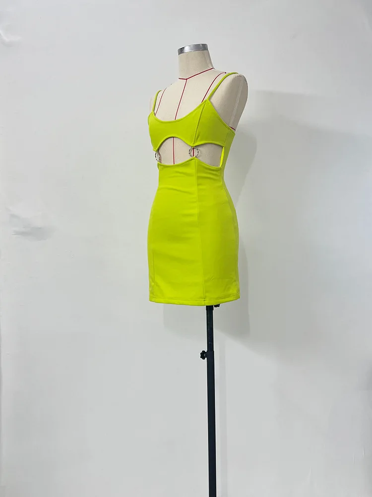 ชุดเดรสสั้นรัดรูปทรงเอ สีเขียว สายเดี่ยว ประดับคริสตัล โชว์หลัง สำหรับงานเลี้ยงกลางคืน