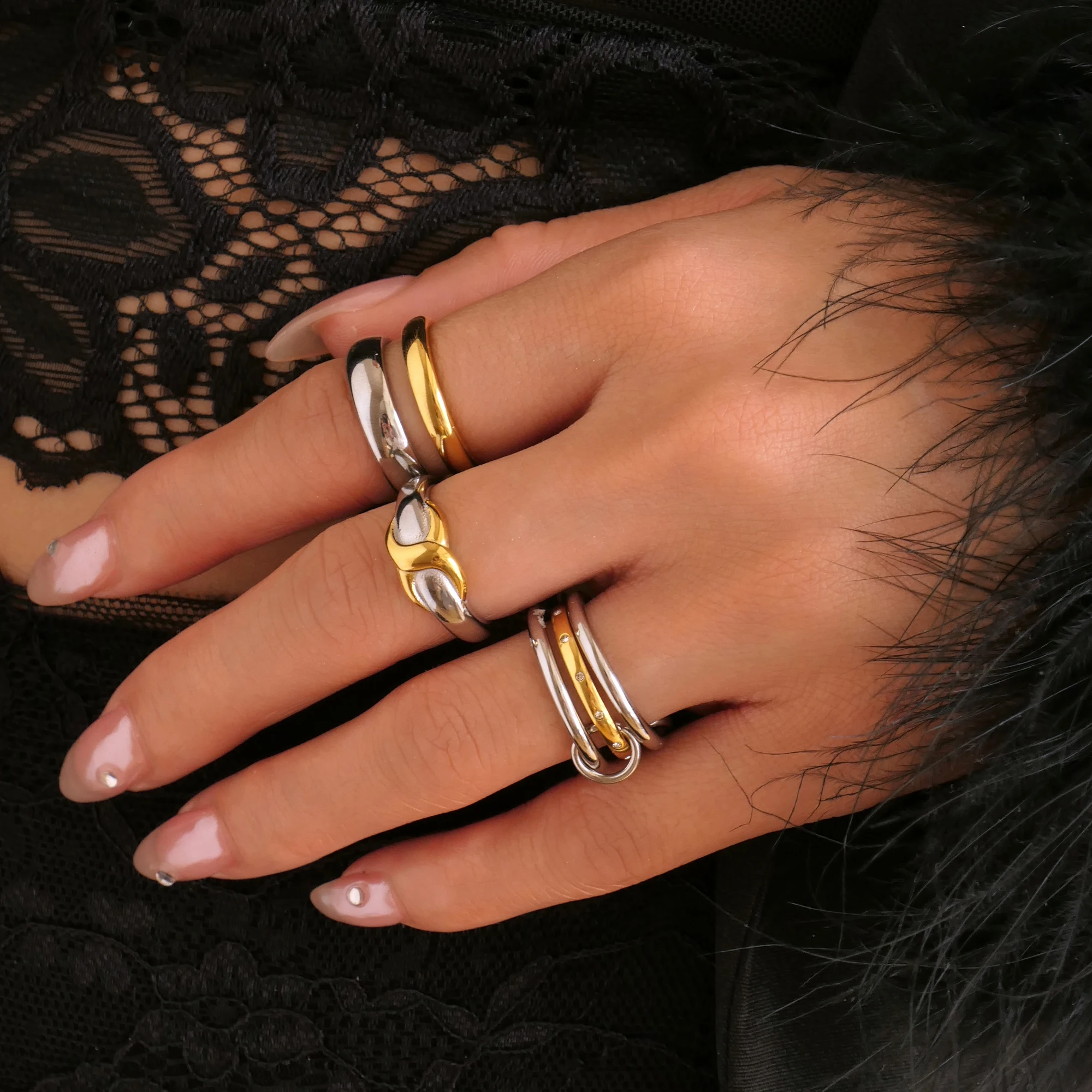 

DASEIN New Modern Design Mix Color Irregular Ring 18k PVD Gold Plated Stainless Steel Valentines Day Engagement Jewelry