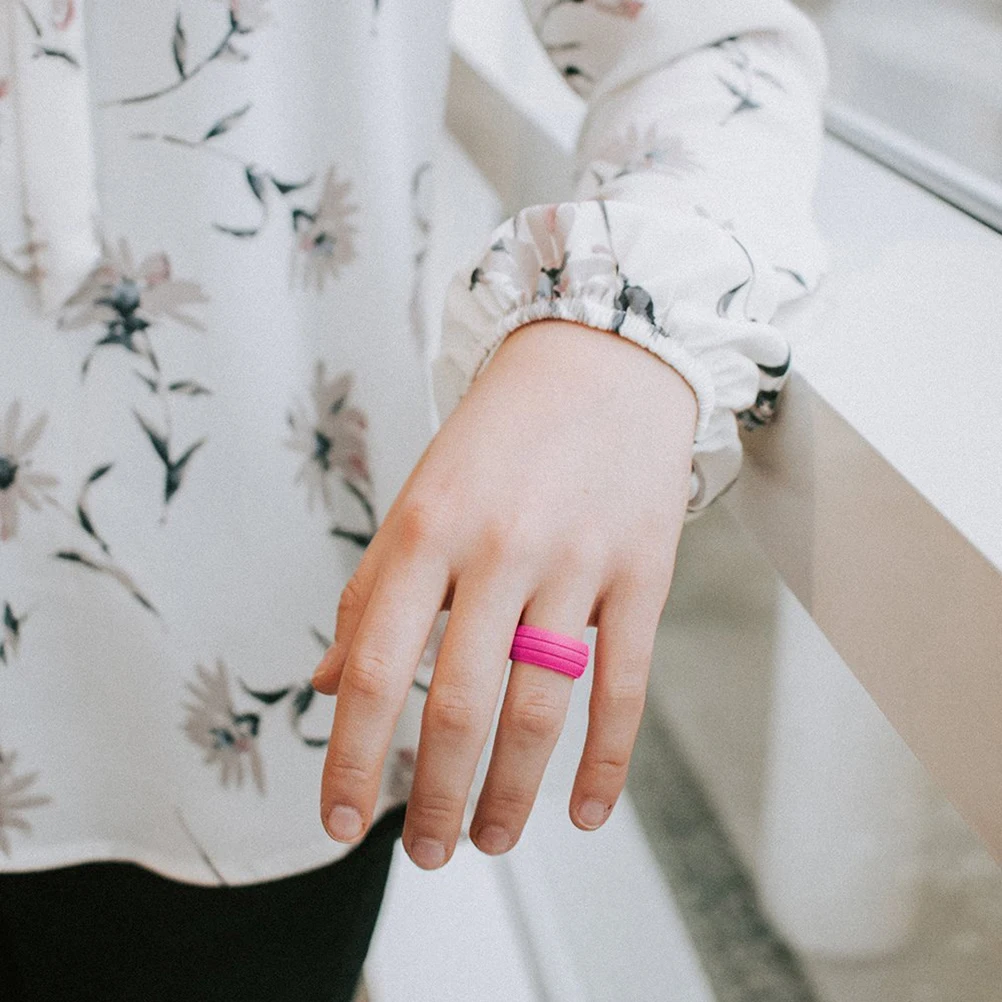 

7pcs Women Rings Set Finger Rings 7 Colors Combination Light Silica Gel Accessory Statement Jewelry (Size 7)