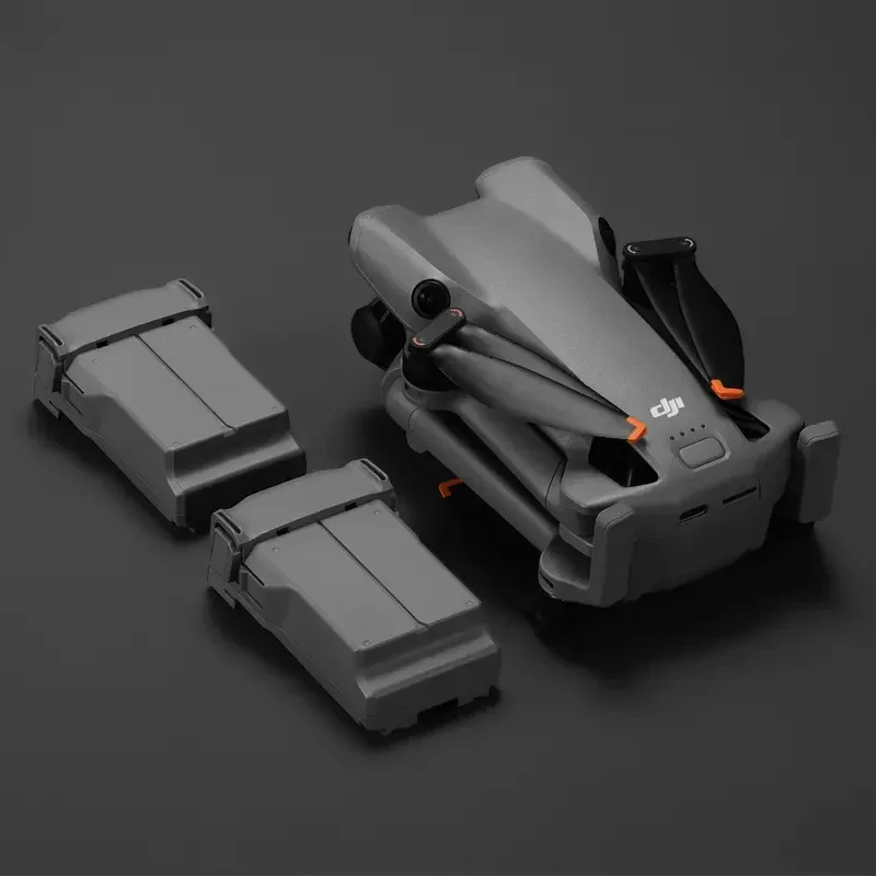 DJI Mini 5 Pro Intelligent Flight Battery with up to 36 minutes of flight time*, allowing you to capture all shots in one flight